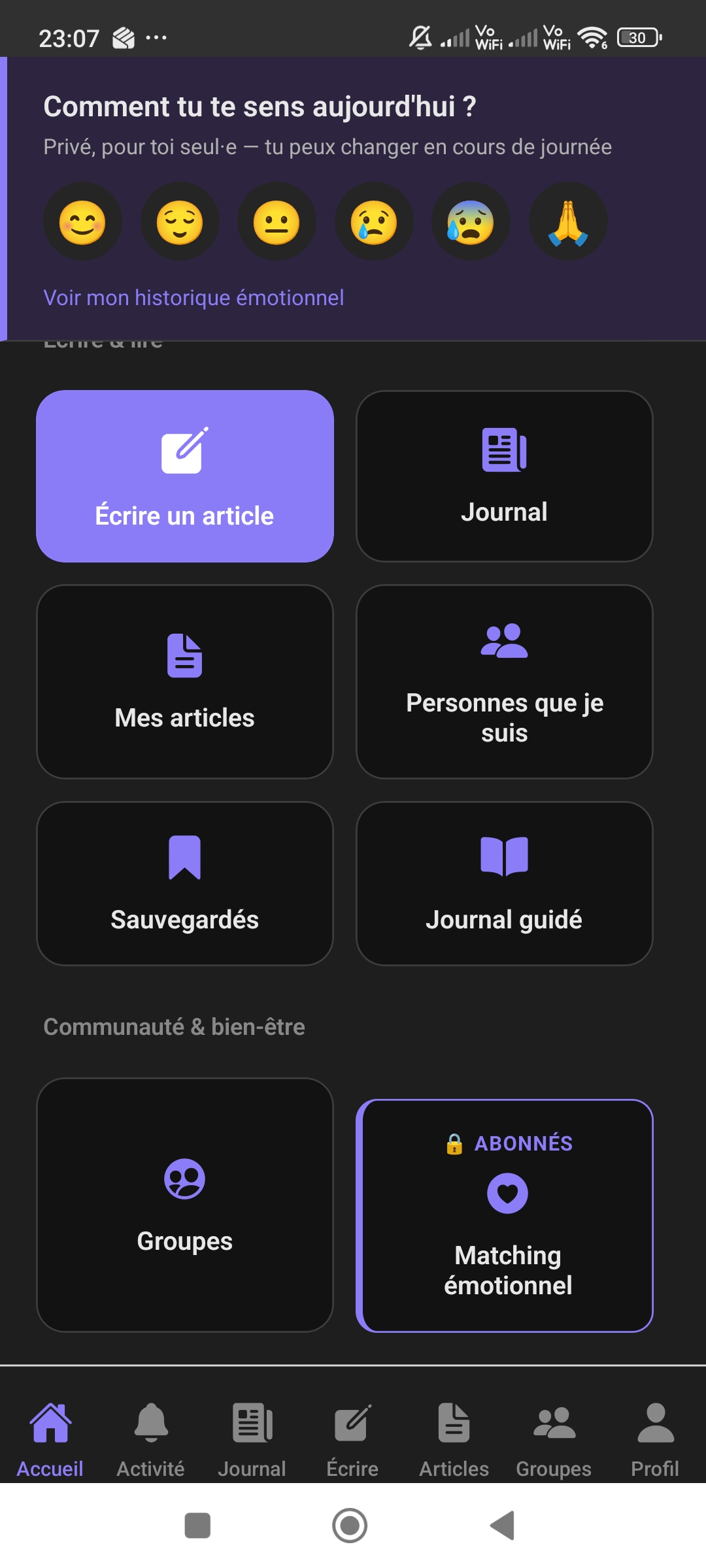 Capture de l'accueil de Journal Anonyme en mode sombre